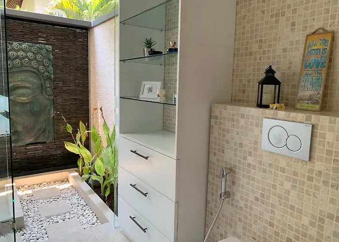 Villa Serenity Beachfront Bali Pengastulan
