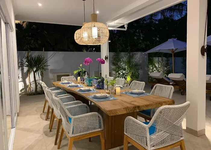Serenity Beachfront Bali * Pengastulan