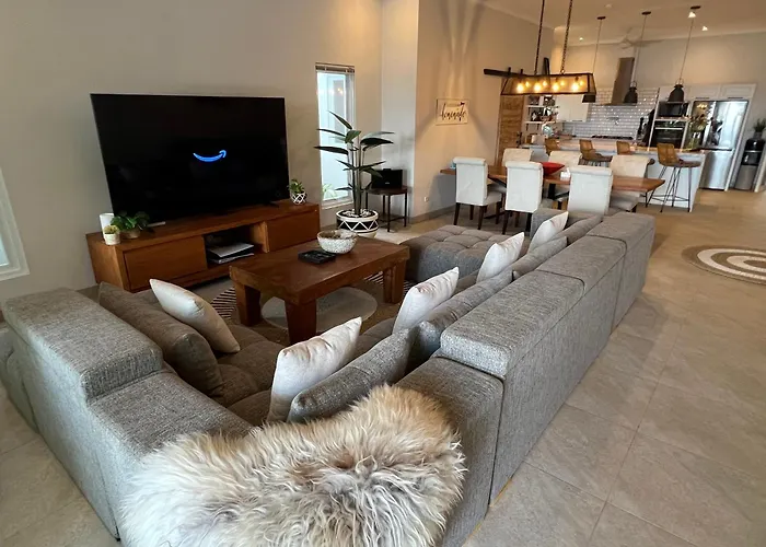 Serenity Beachfront Bali Villa *